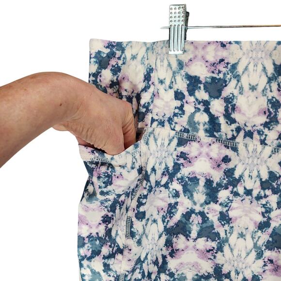 Livi Active Lane Bryant Shorts Leggings 30 32 Floral Blue Pink Pockets 46x11 - Picture 9 of 12